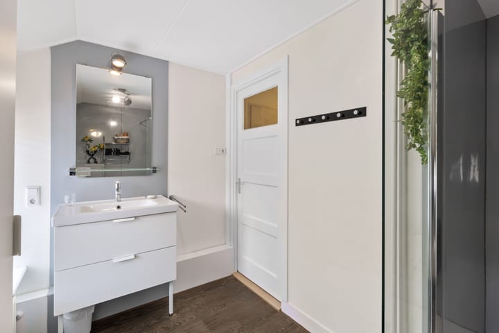 Foto 26 van Sint Theresiastraat 47