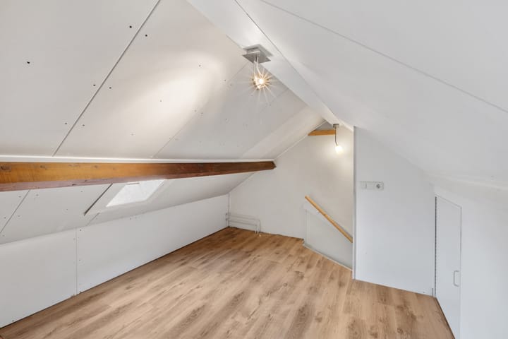 Foto 31 van Sint Theresiastraat 47