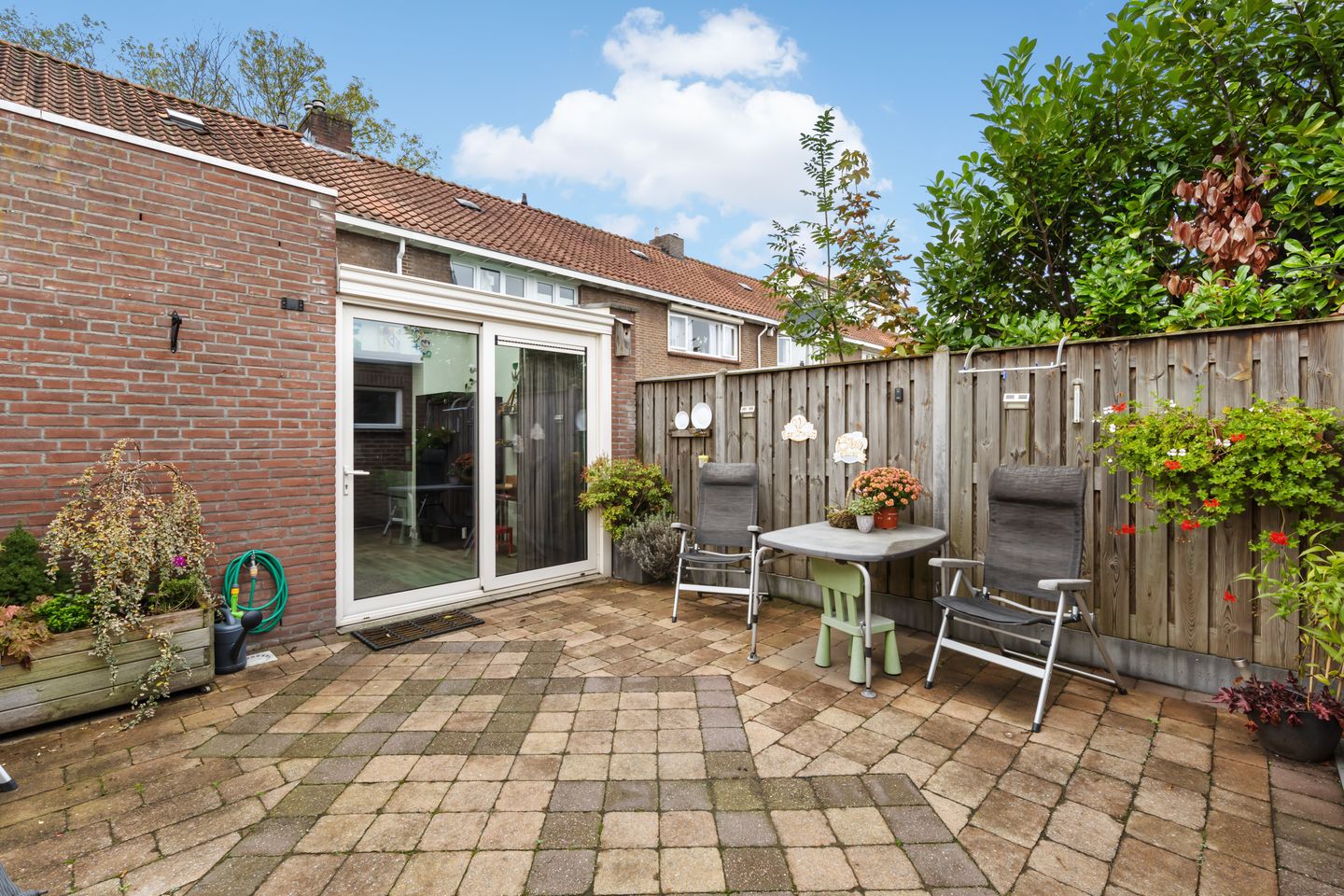 Foto 35 van Sint Theresiastraat 47