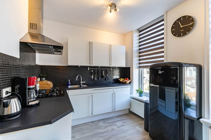 Photo 12 of Helper Weststraat 16-A