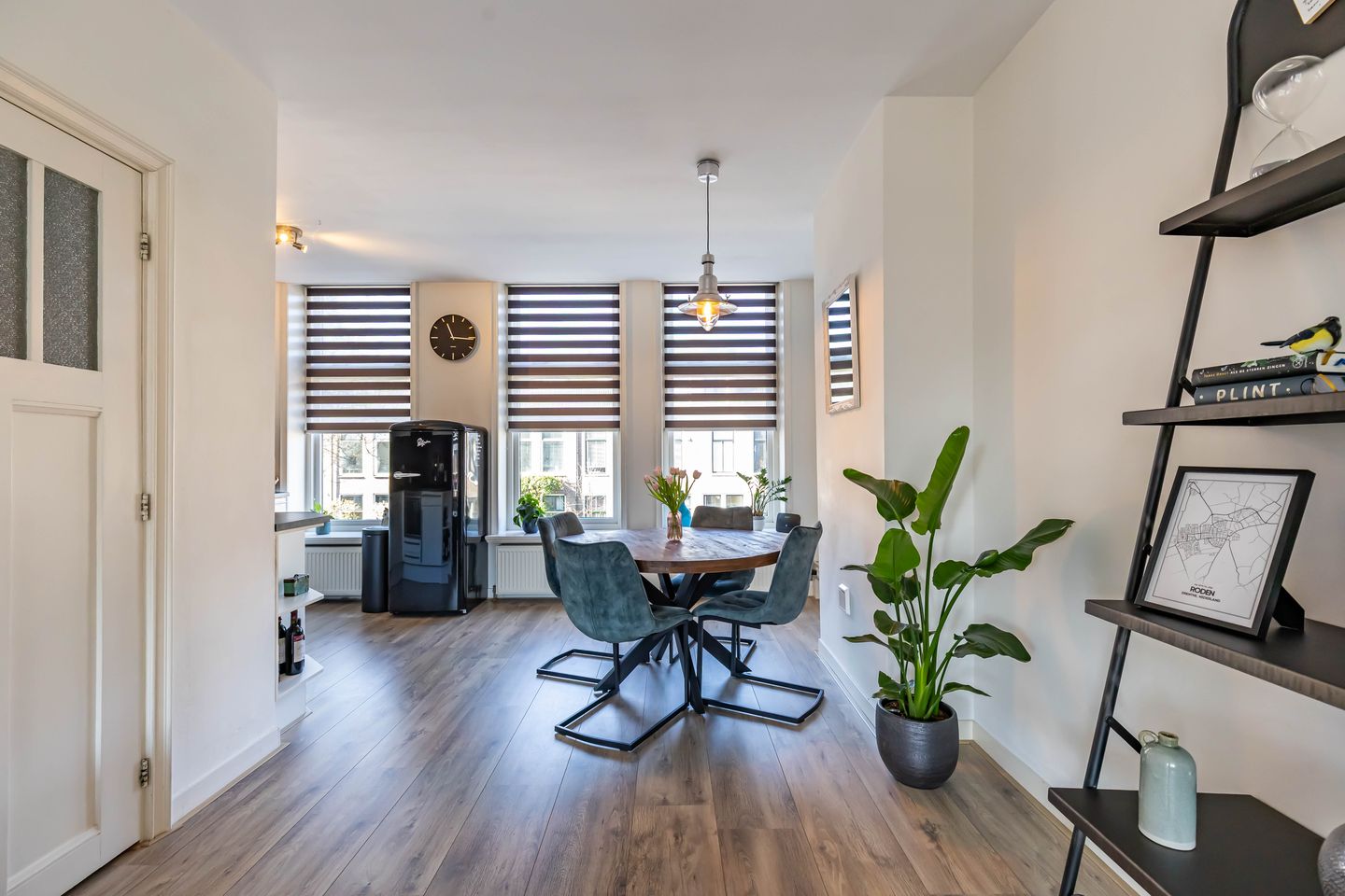 Foto 10 van Helper Weststraat 16-A