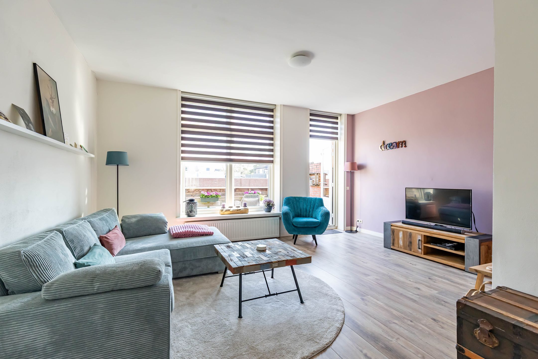 Foto 15 van Helper Weststraat 16-A