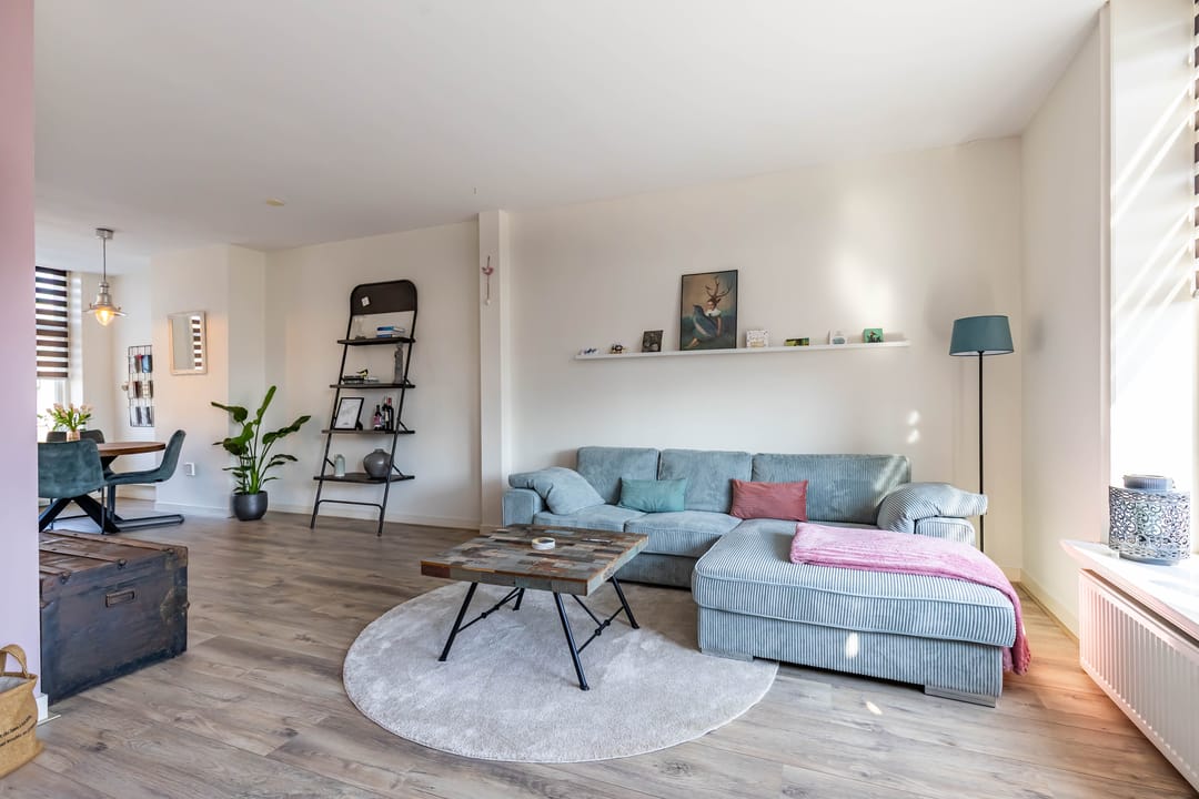 Foto 16 van Helper Weststraat 16-A