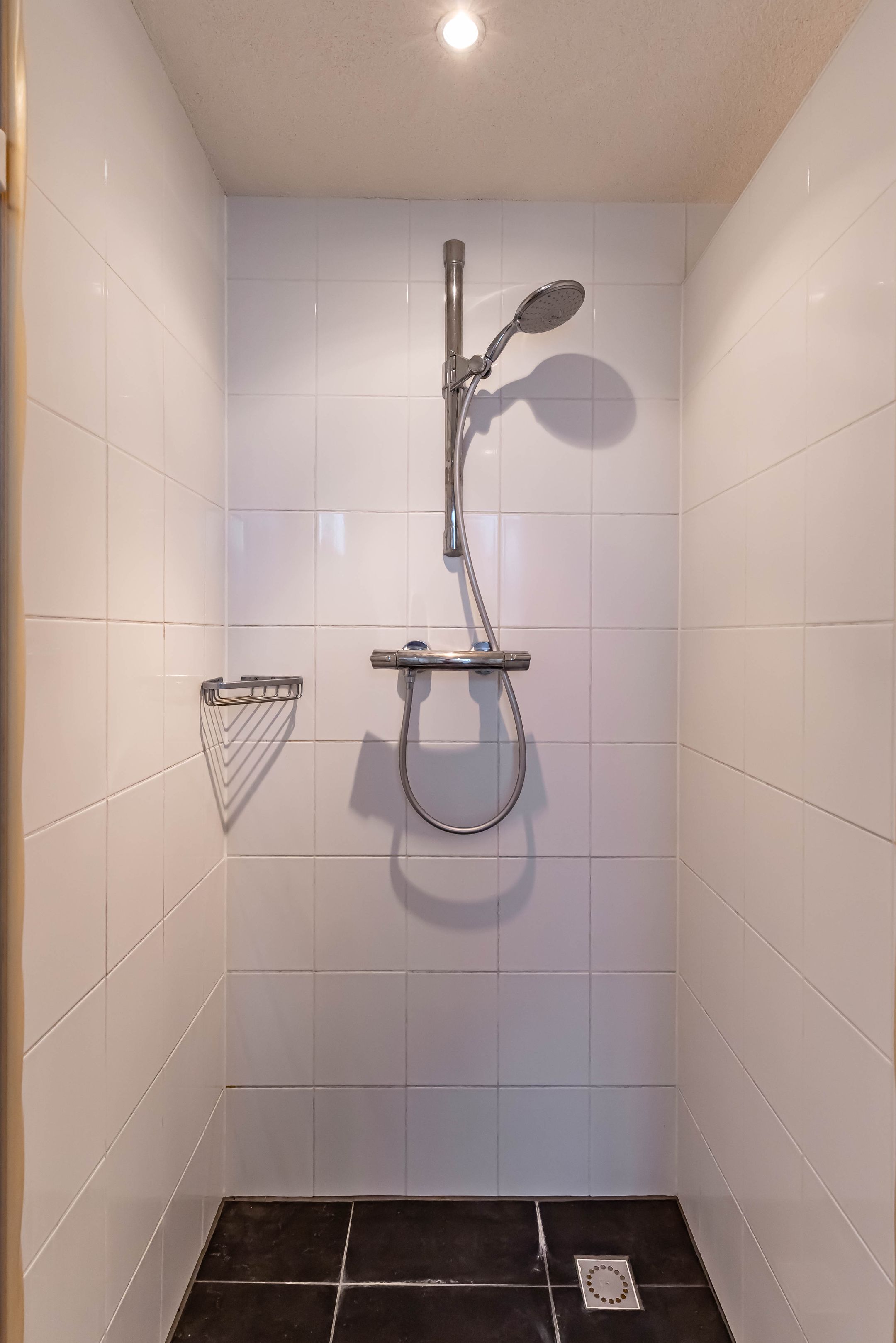 Foto 30 van Helper Weststraat 16-A