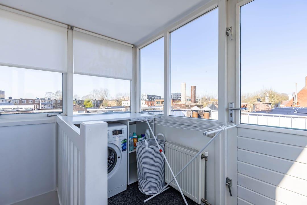 Foto 31 van Helper Weststraat 16-A