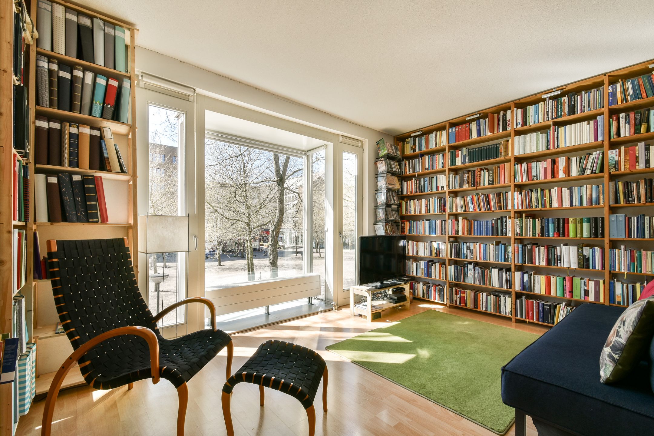 Foto 12 van Joris Ivensplein 11