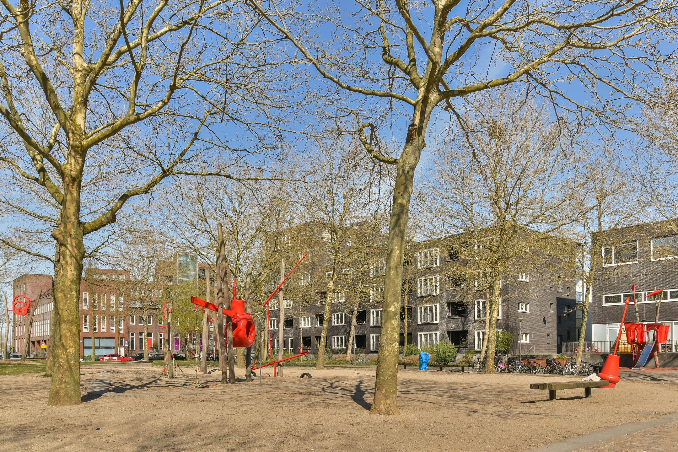 Foto 33 van Joris Ivensplein 11