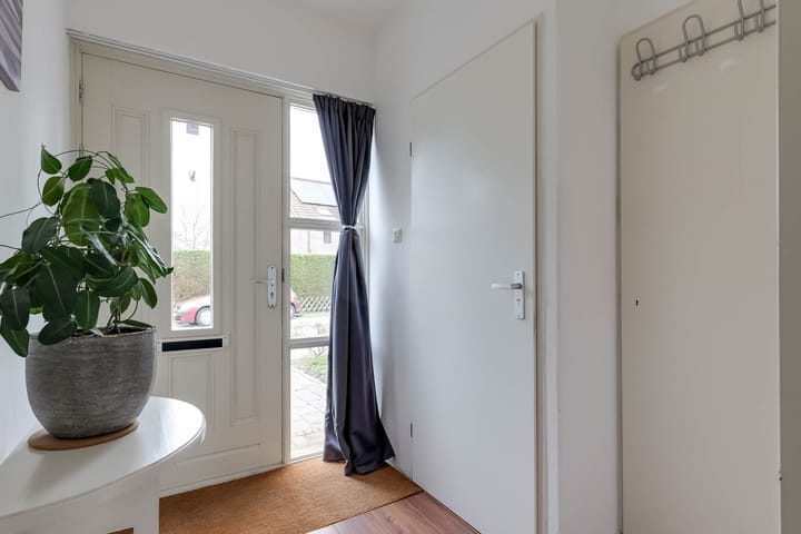 Foto 7 van Pieter Wariuslaan 19