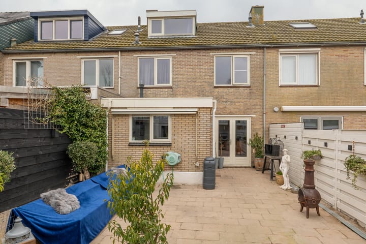 Foto 48 van Pieter Wariuslaan 19