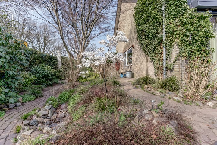 Foto 41 van Van den Boenhoffstraat 1