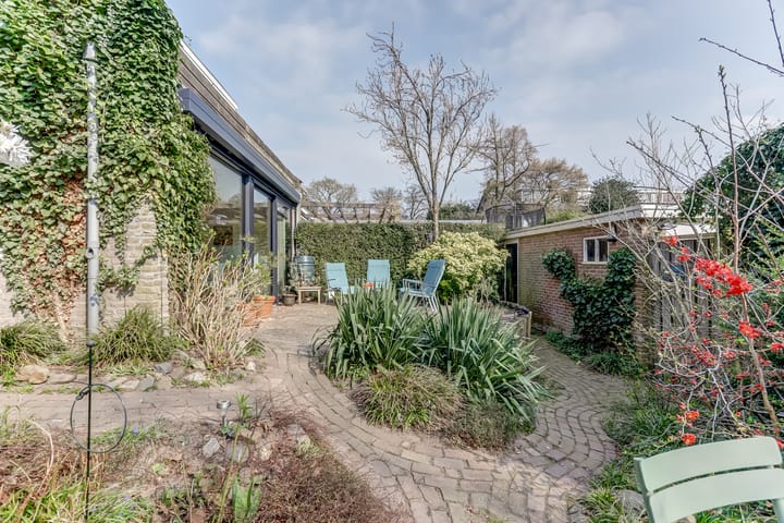 Foto 45 van Van den Boenhoffstraat 1