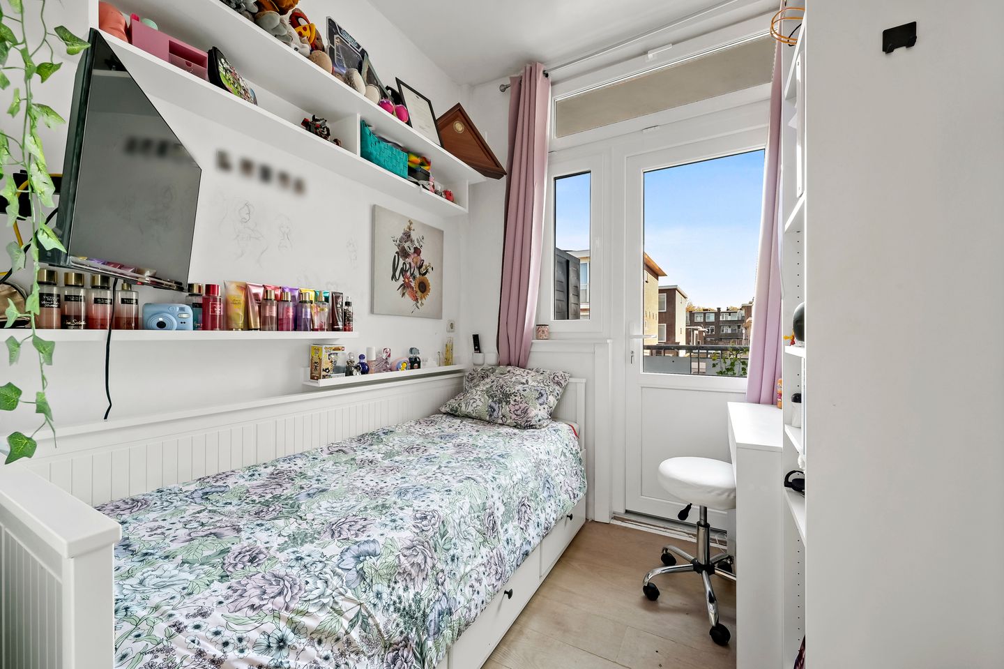 Foto 14 van Pluvierstraat 386