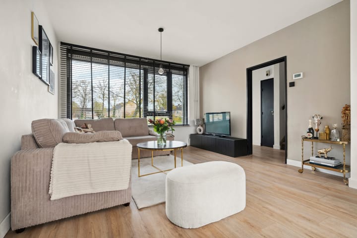 Foto 10 van Meidoornstraat 39