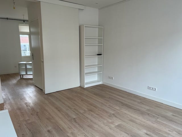 Foto 7 van Van Spilbergenstraat 27-2