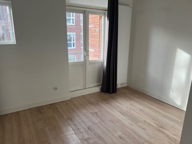 Foto 19 van Van Spilbergenstraat 27-2