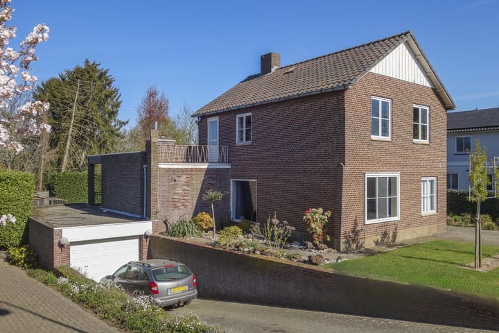 Foto 56 van Mgr Aertsstraat 25