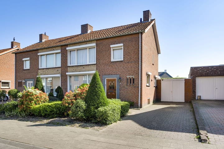 Foto 2 van Burgemeester Mertensstraat 61