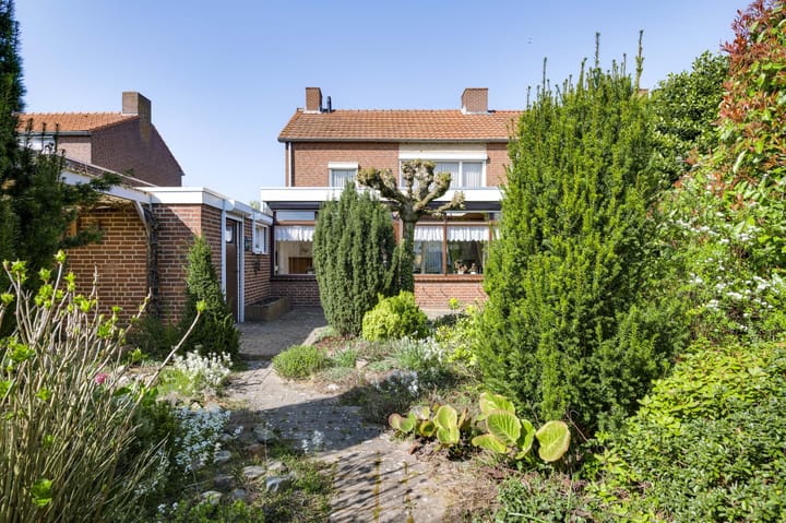 Foto 21 van Burgemeester Mertensstraat 61