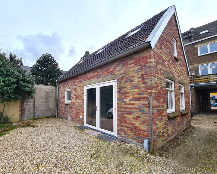 Foto 1 van Annastraat 10-C