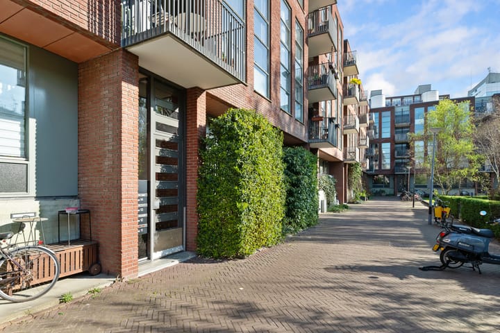 Photo 2 of Zuster Hennekeplein 11