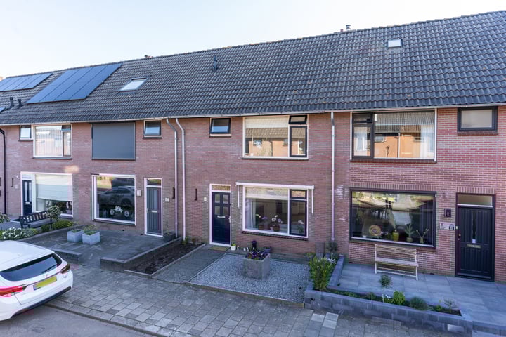 Foto 1 van Multatulistraat 10