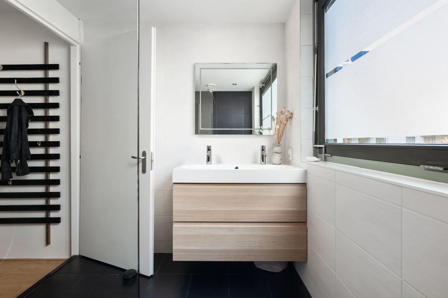 Foto 14 van Zuster Hennekeplein 11