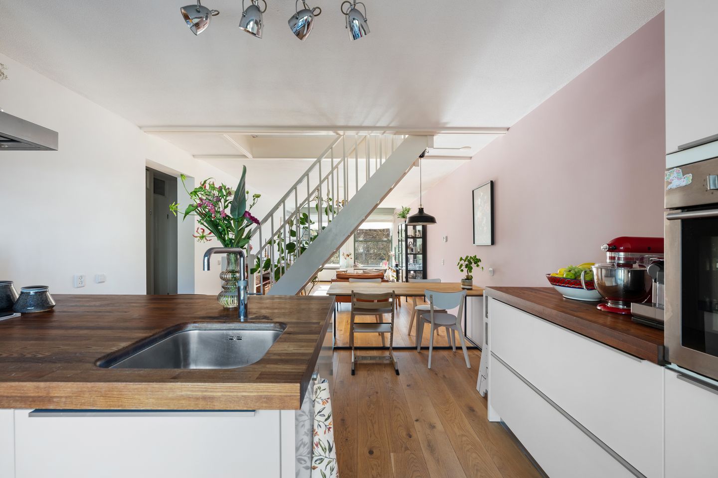 Foto 10 van Zuster Hennekeplein 11