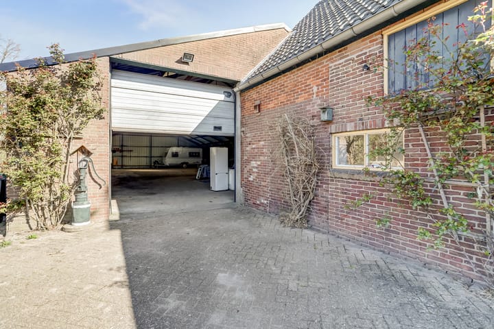 Foto 34 van Veersteeg 10