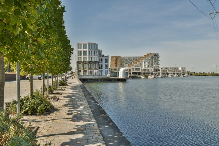 Foto 27 van IJburglaan 153