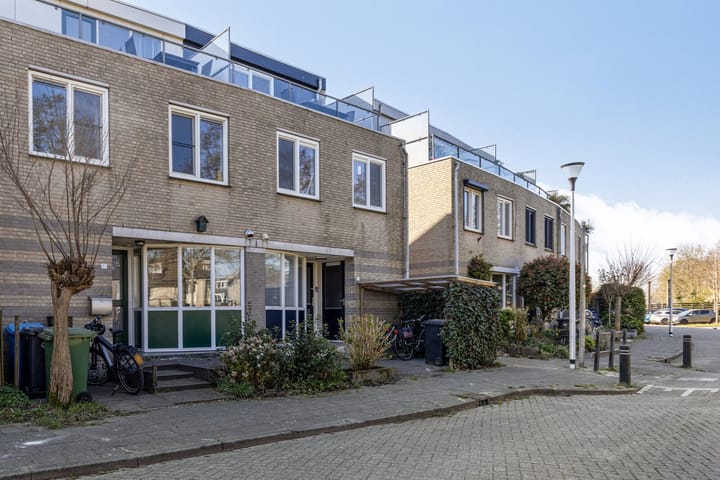 Foto 1 van Reina Prinsen Geerligssingel 45