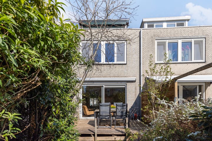 Foto 24 van Reina Prinsen Geerligssingel 45