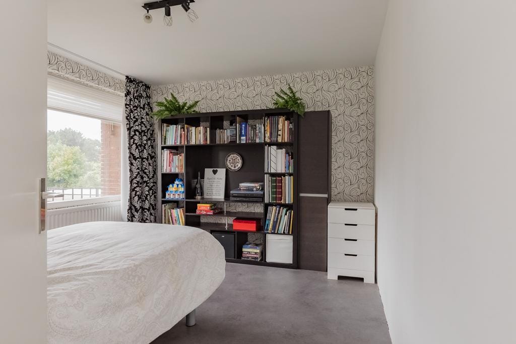 Photo 41 of Thorbeckelaan 12