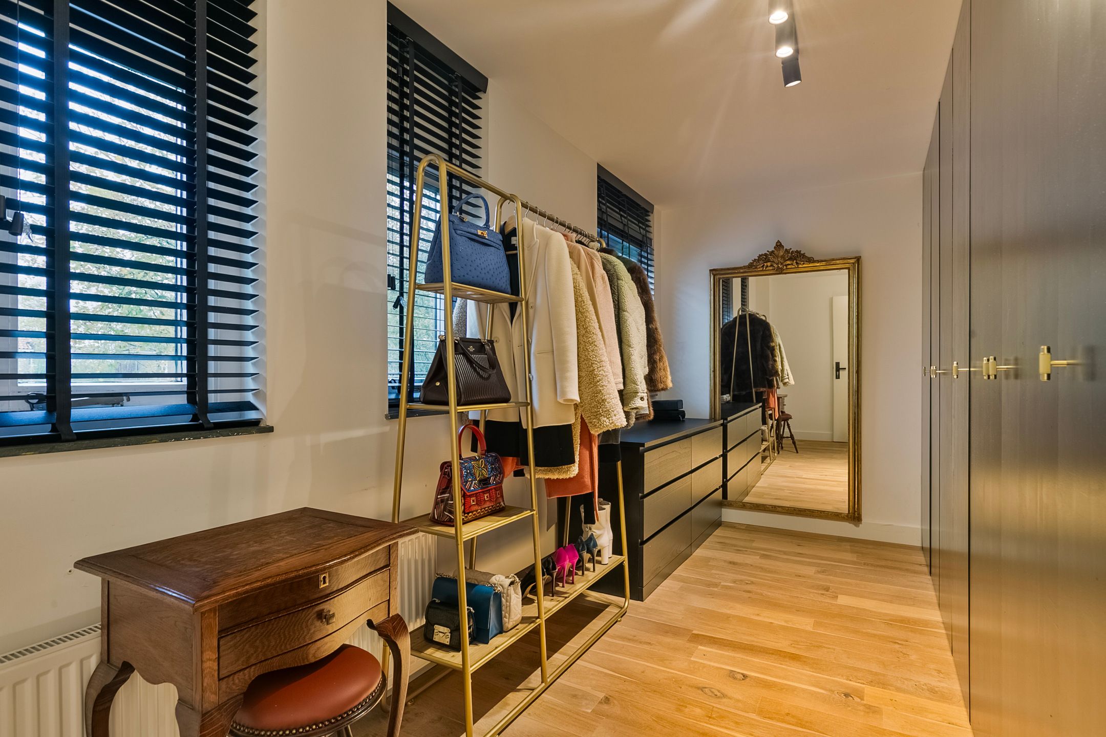 Photo 15 of Schönbergstraat 18