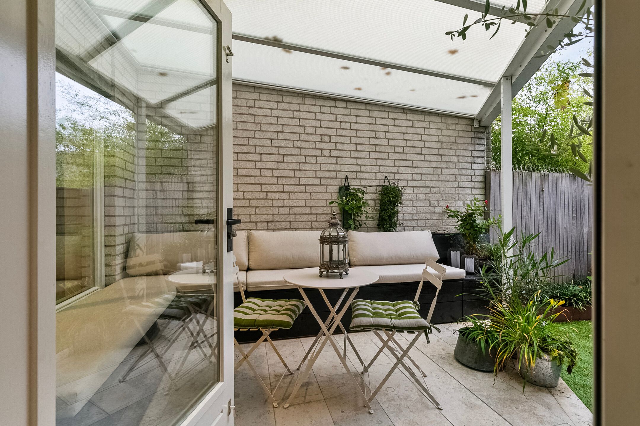 Photo 24 of Schönbergstraat 18