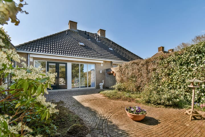 Photo 23 of Dr. Willem Dreeslaan 9