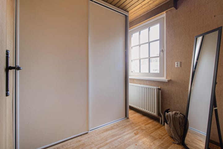 Foto 24 van Herstalsestraat 16