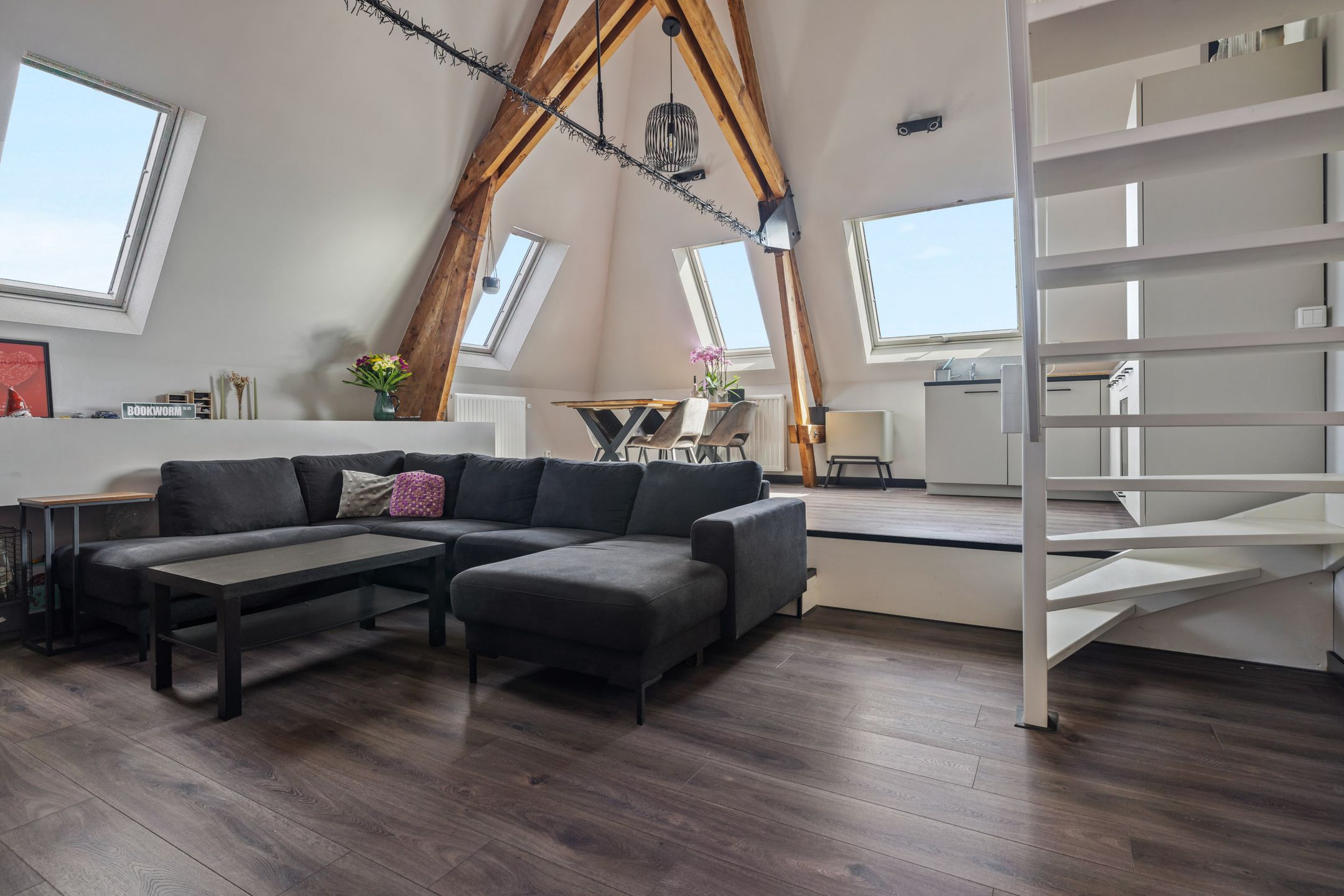 Foto 6 van Heuvel 2-L