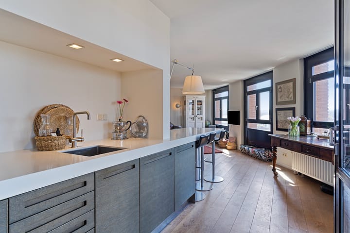 Foto 3 van Avenue Ceramique 23-K