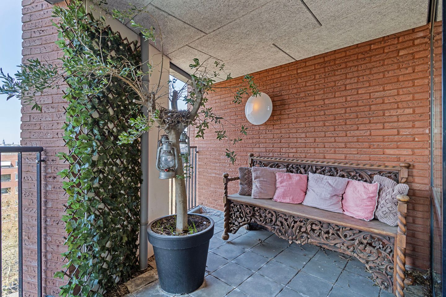 Photo 5 of Avenue Ceramique 23-K