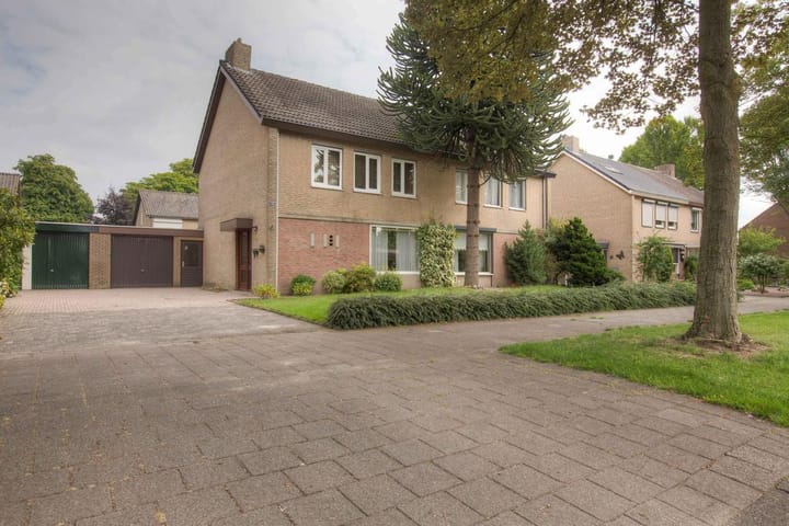 Herenstraat 235