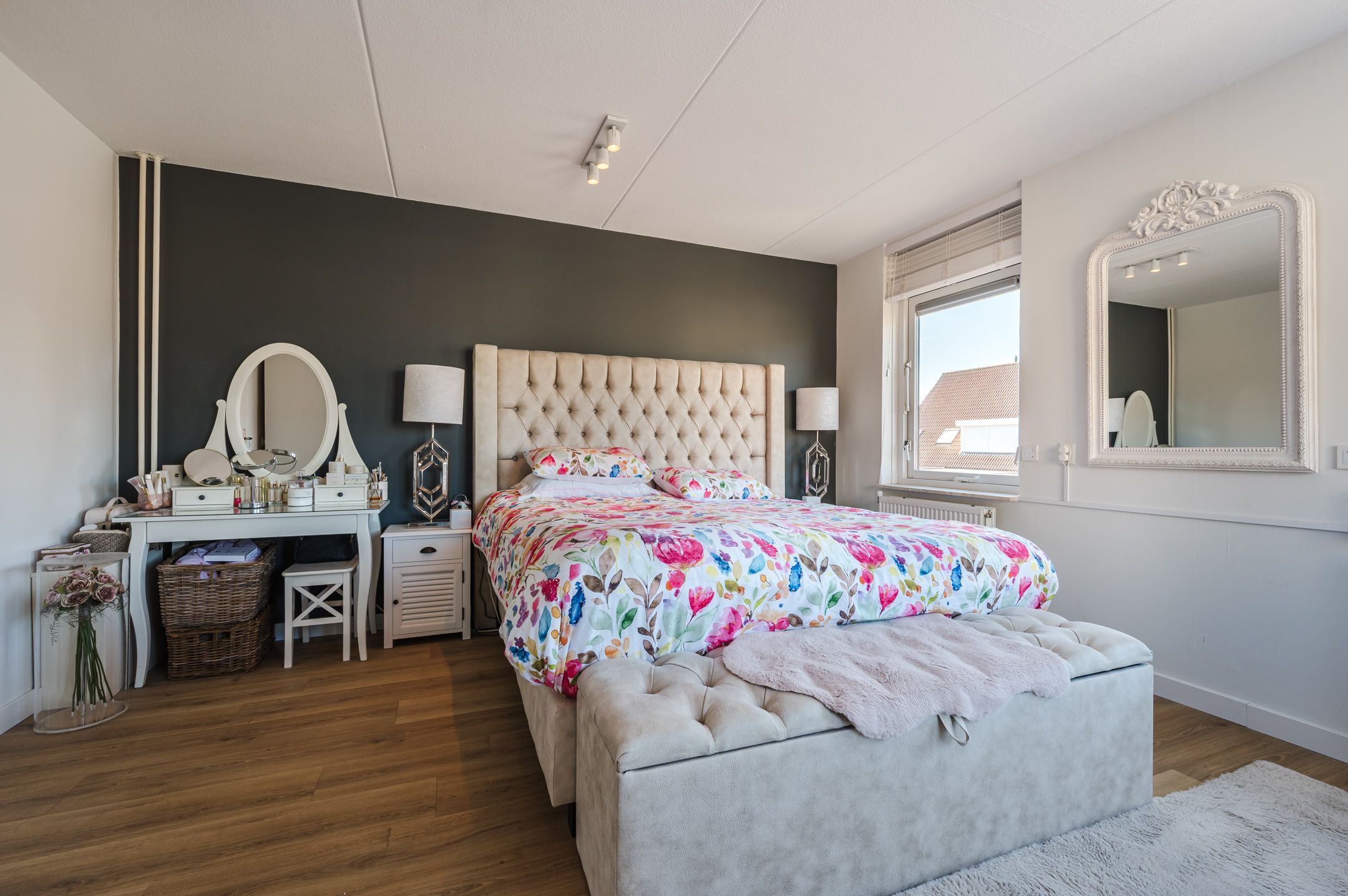 Foto 24 van Kamperfoelie 48