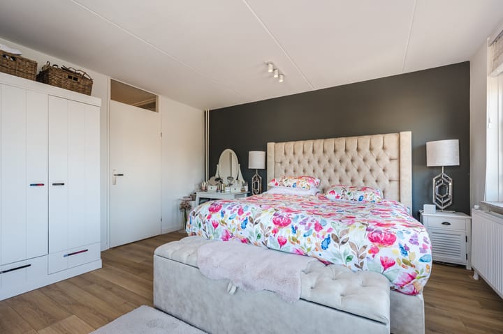 Foto 25 van Kamperfoelie 48