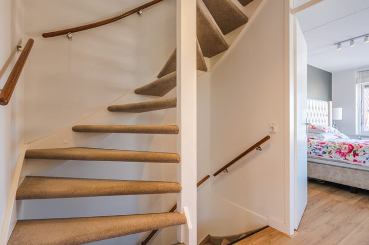 Foto 32 van Kamperfoelie 48