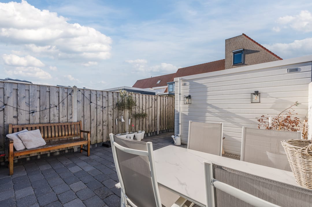 Foto 43 van Kamperfoelie 48