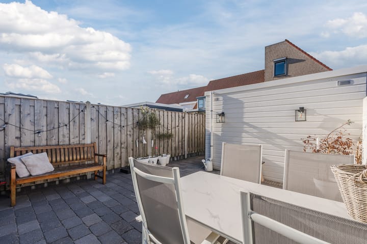 Foto 43 van Kamperfoelie 48