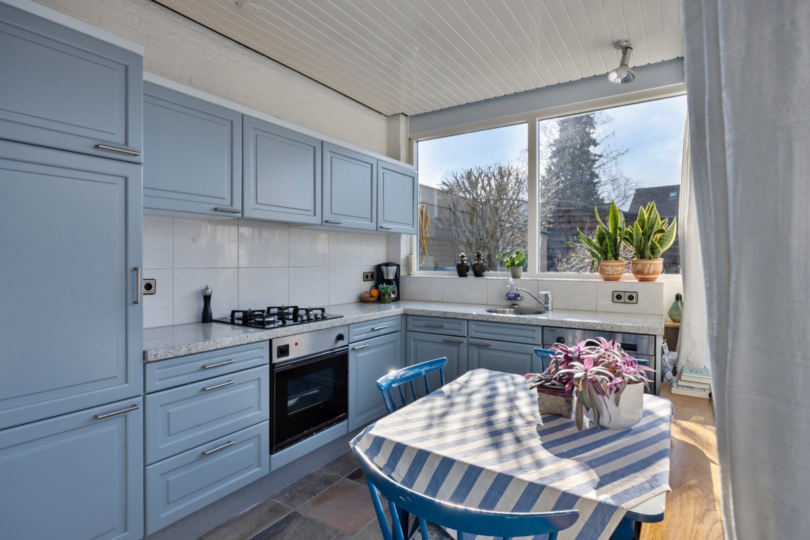 Foto 3 van Rechtestraat 39