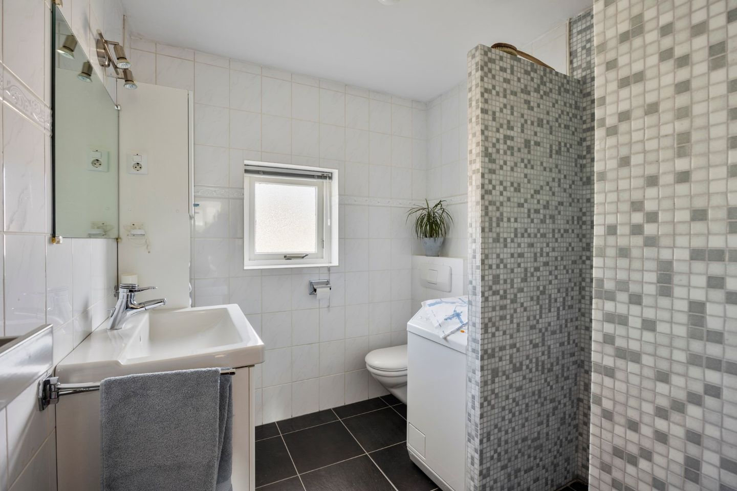 Foto 4 van Rechtestraat 39