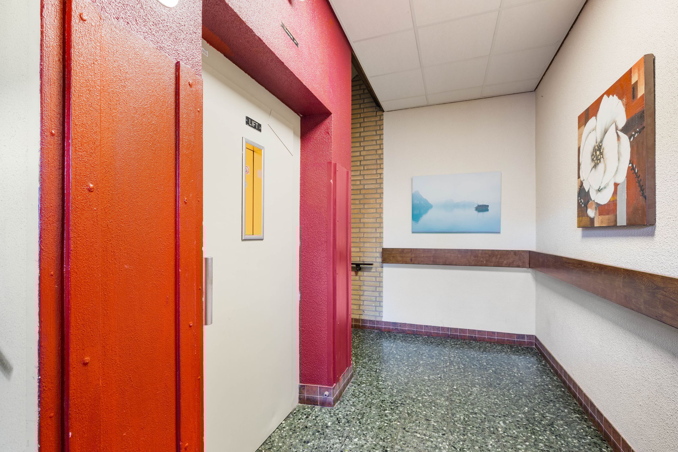 Photo 6 of Roelof Kranenburgplein 38