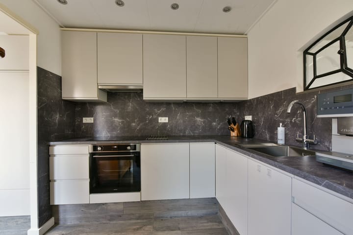 Foto 10 van Stationsweg 31