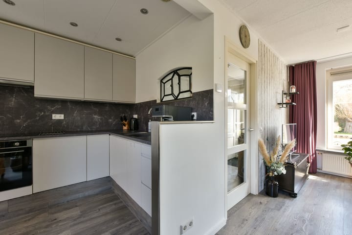 Foto 11 van Stationsweg 31